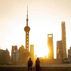 疫情防控工作新闻发布会：上海16个区都已实现社会面清零